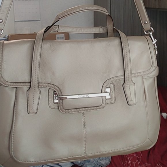 Rare Metallic COACH Bag - Picture 1 of 4